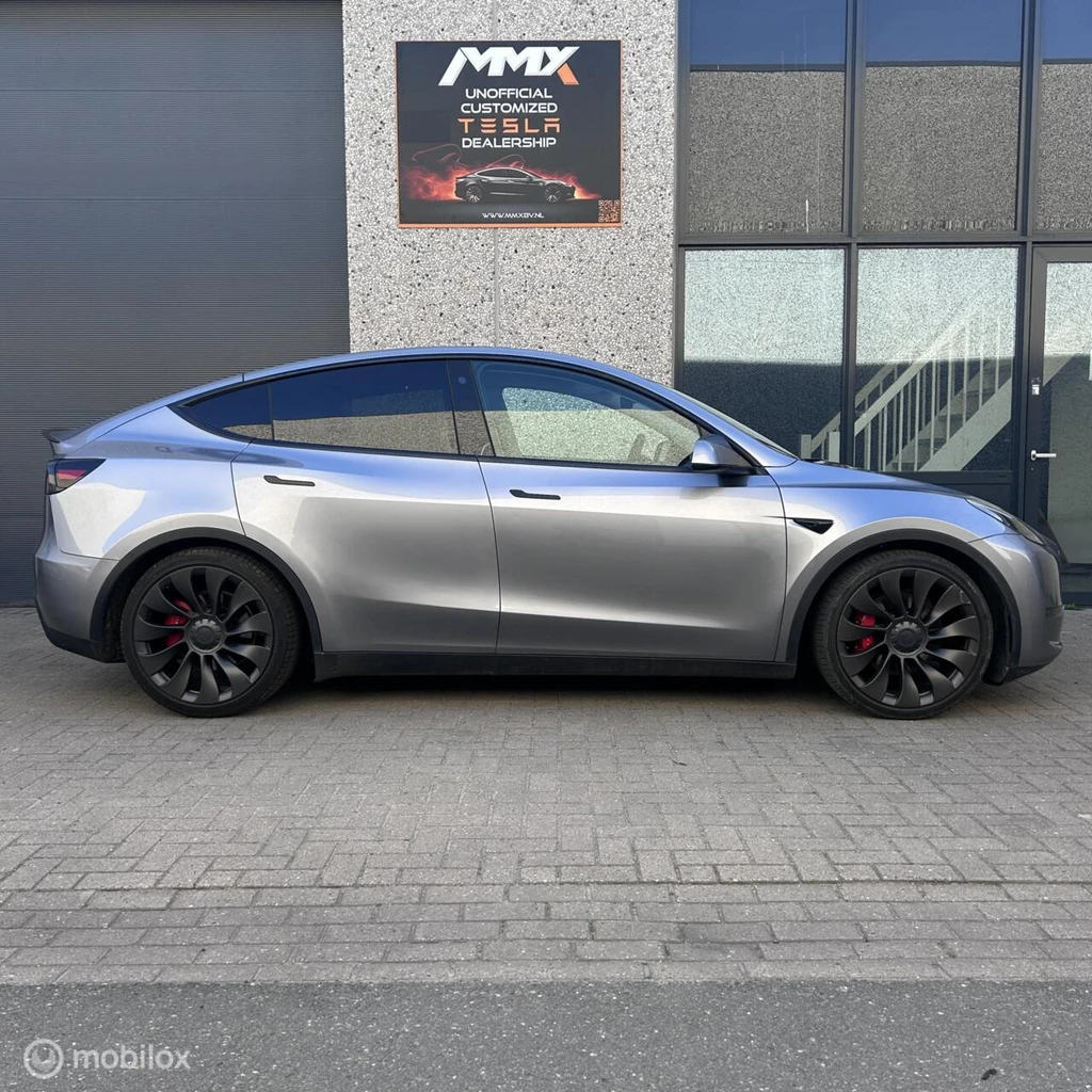 Tesla Model Y – foto 6