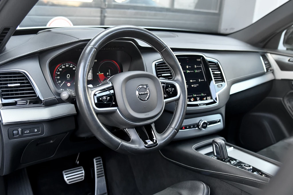Volvo XC90 – foto 24