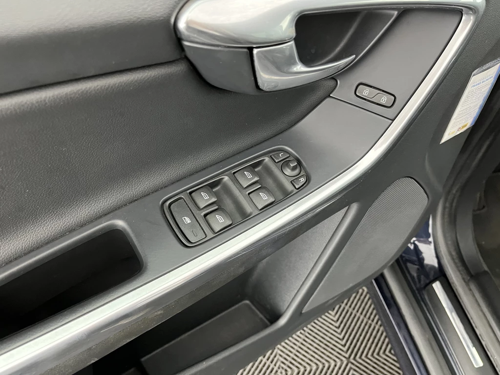 Volvo XC60 – foto 21