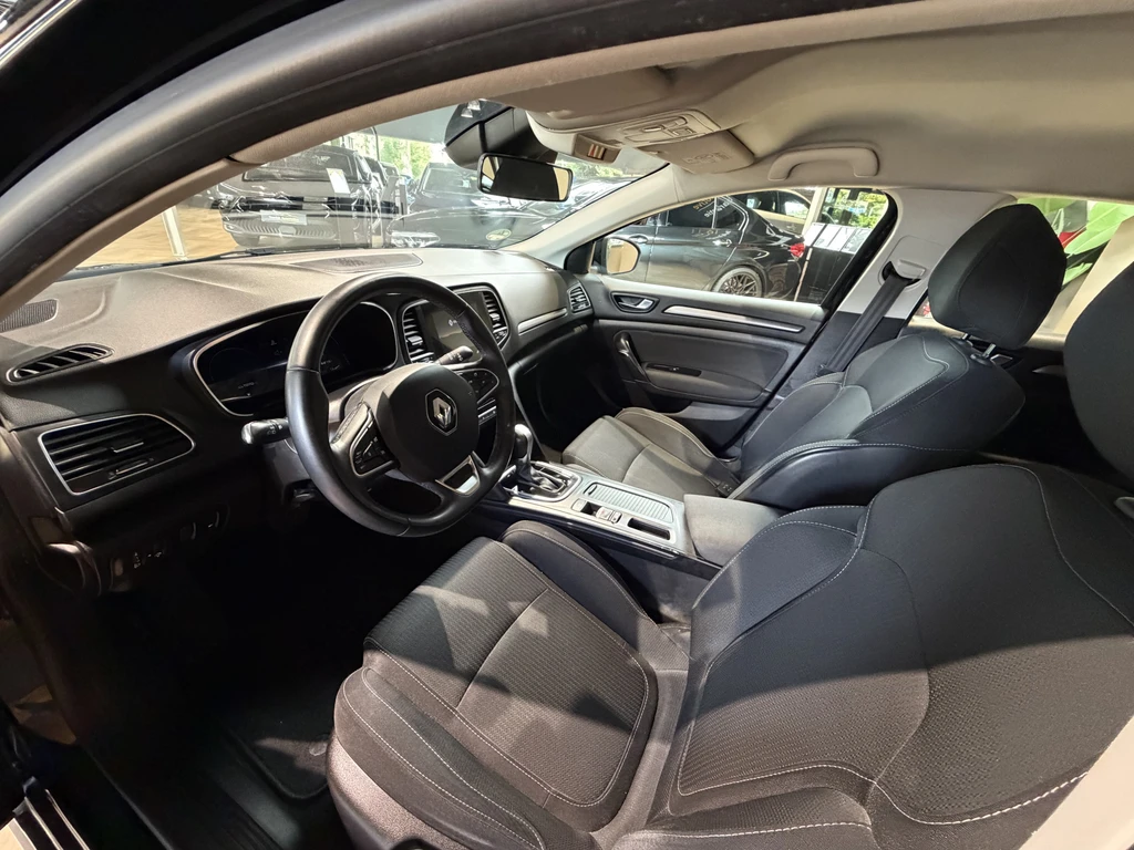 Renault Megane E-Tech – foto 10