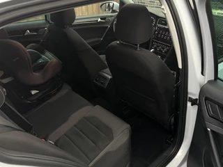 Volkswagen Golf – thumbnail 25