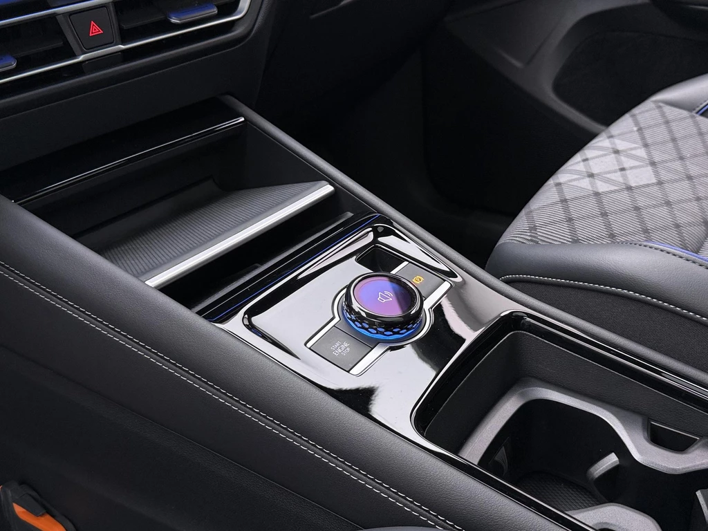 Volkswagen Tiguan – foto 32