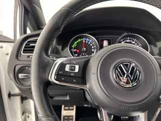 Volkswagen Golf – thumbnail 18