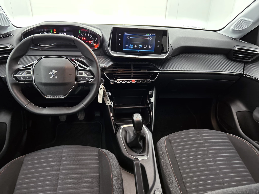 Peugeot 208 – foto 17