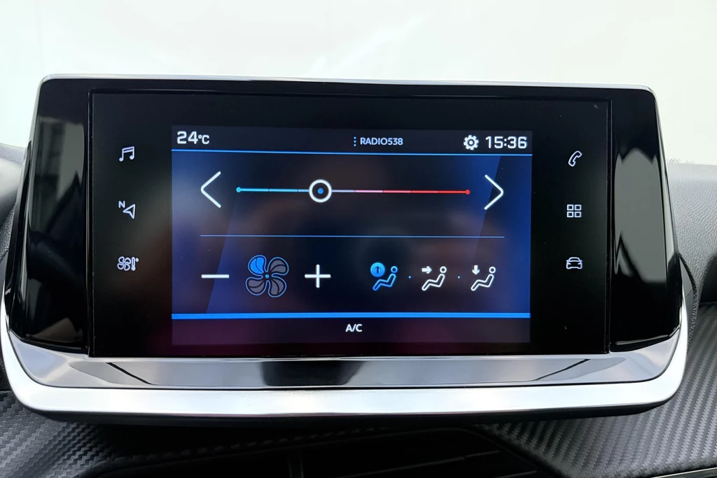 Peugeot 208 – foto 25