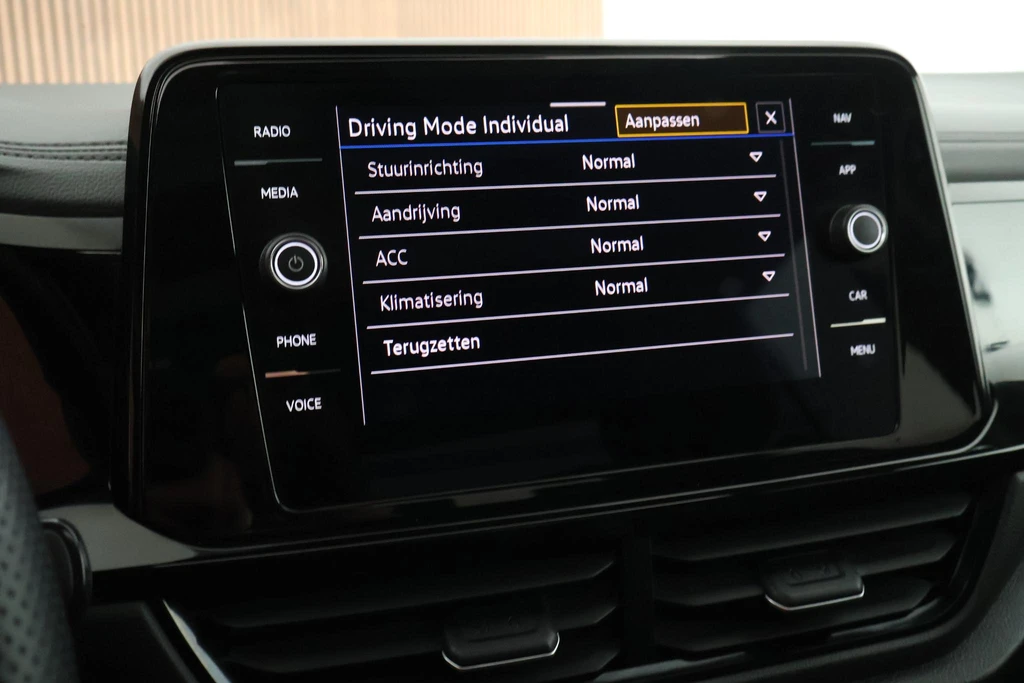 Volkswagen T-Roc – foto 31
