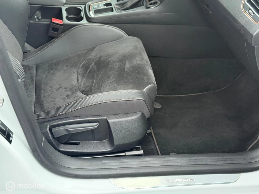 SEAT Leon – foto 16