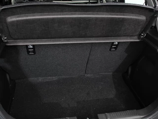 Suzuki Swift – thumbnail 23