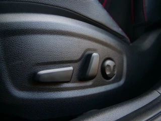 Kia ProCeed – thumbnail 24