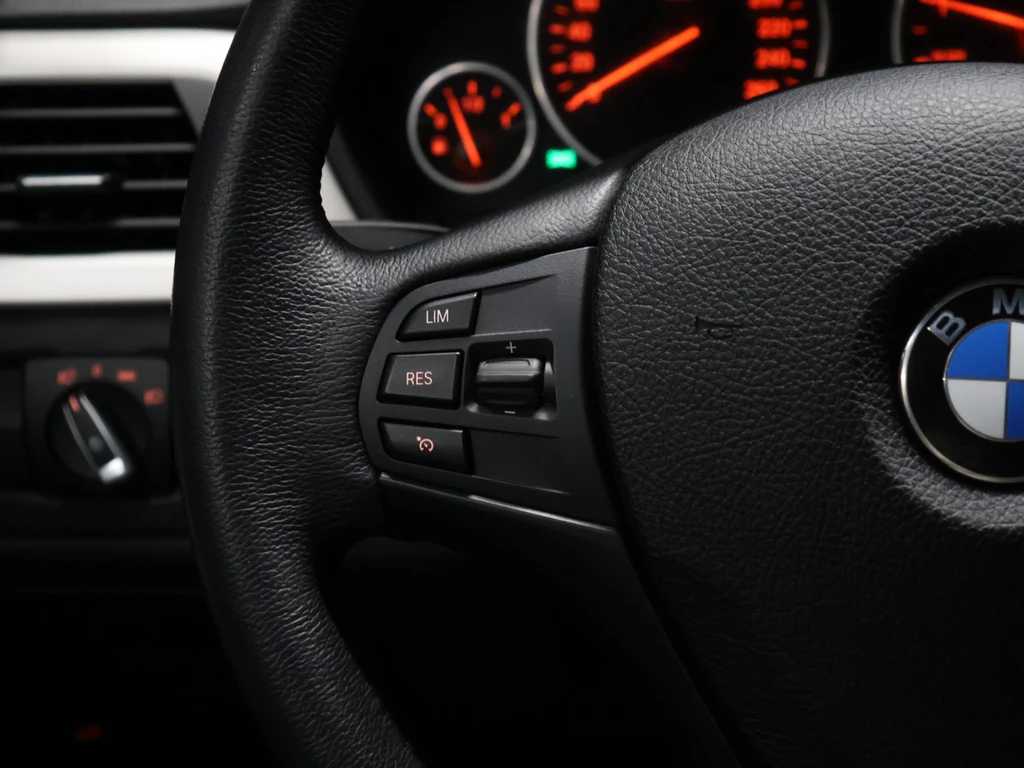 BMW 3 Serie – foto 11