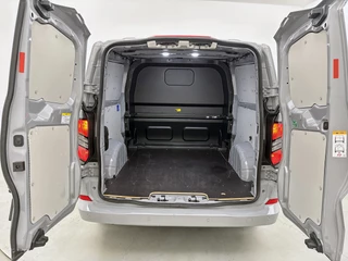 Ford Transit Custom – thumbnail 24
