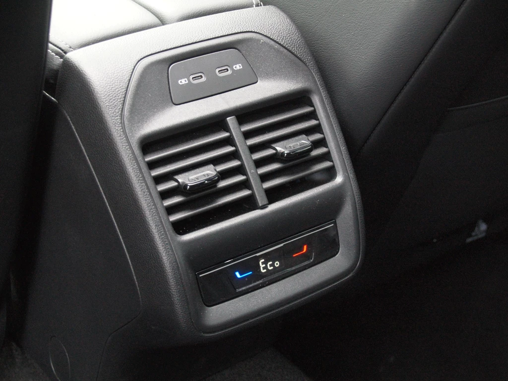 Volkswagen Passat – foto 42