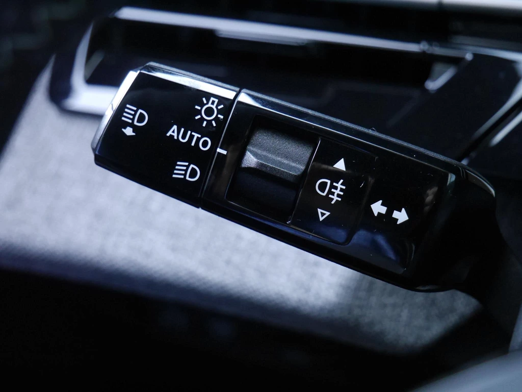 Peugeot e-3008 – foto 23