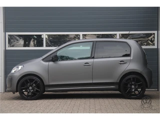 Volkswagen up! – thumbnail 2