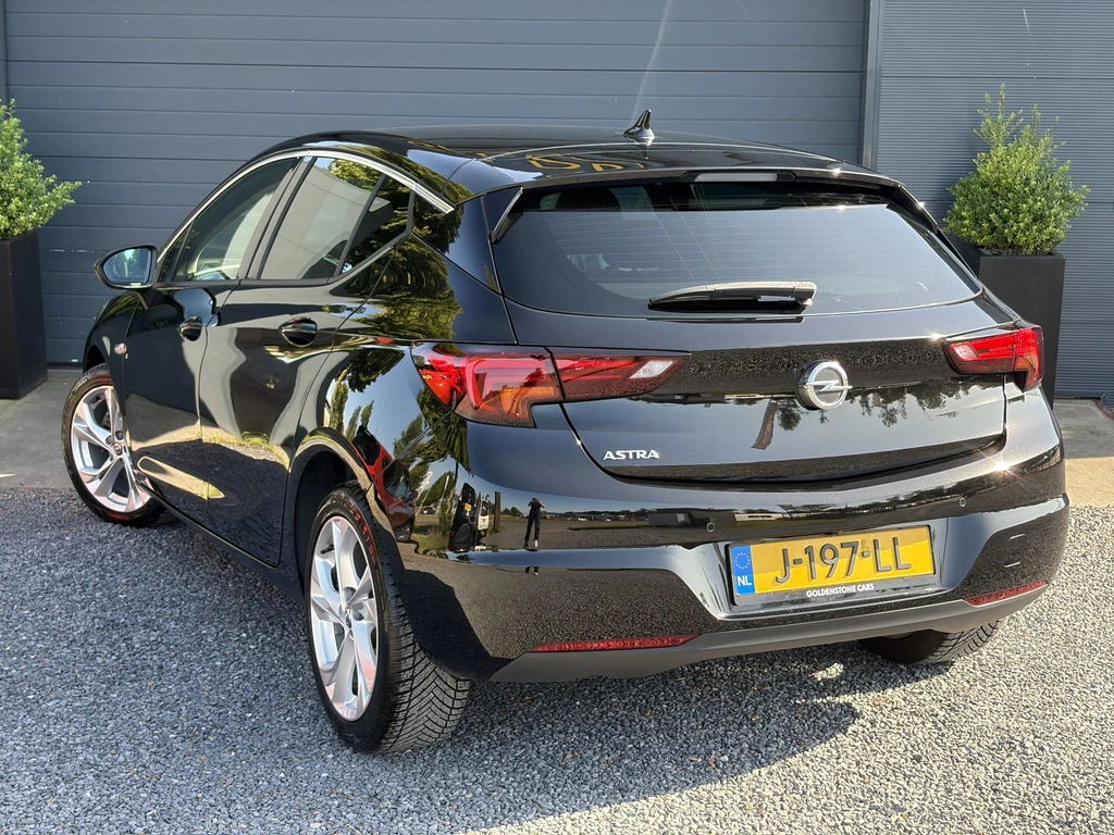 Opel Astra – foto 2