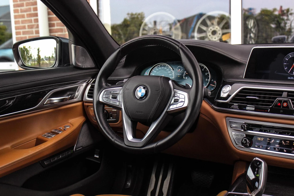 BMW 7 Serie – foto 32