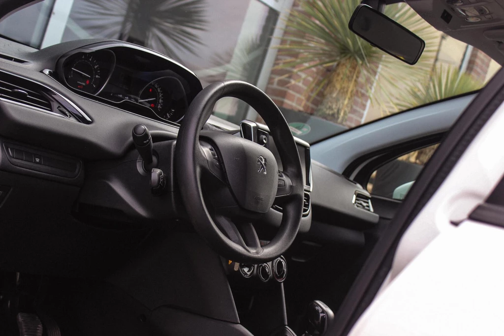Peugeot 208 – foto 36