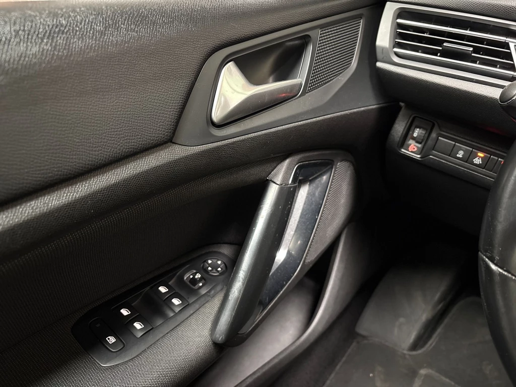 Peugeot 308 – foto 19