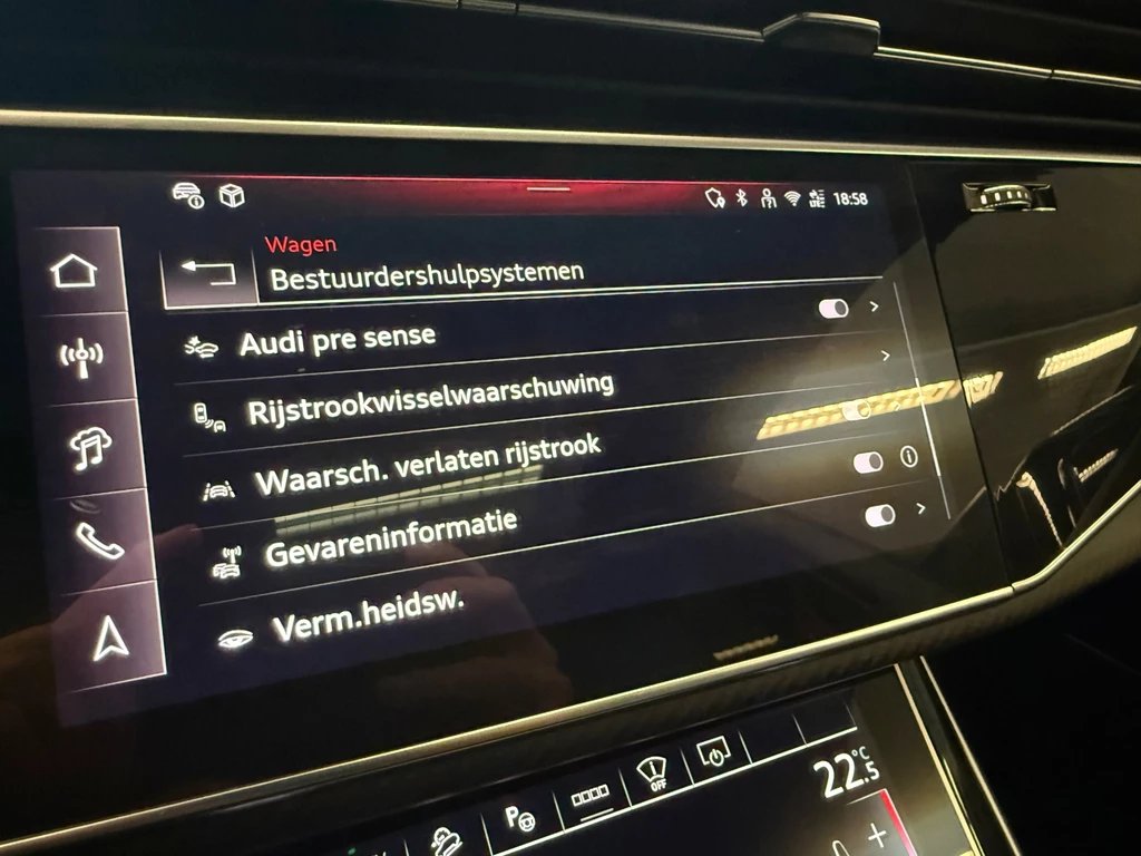 Audi Q8 – foto 35