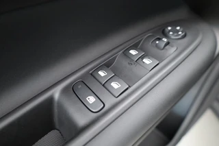 Jeep Avenger – thumbnail 9