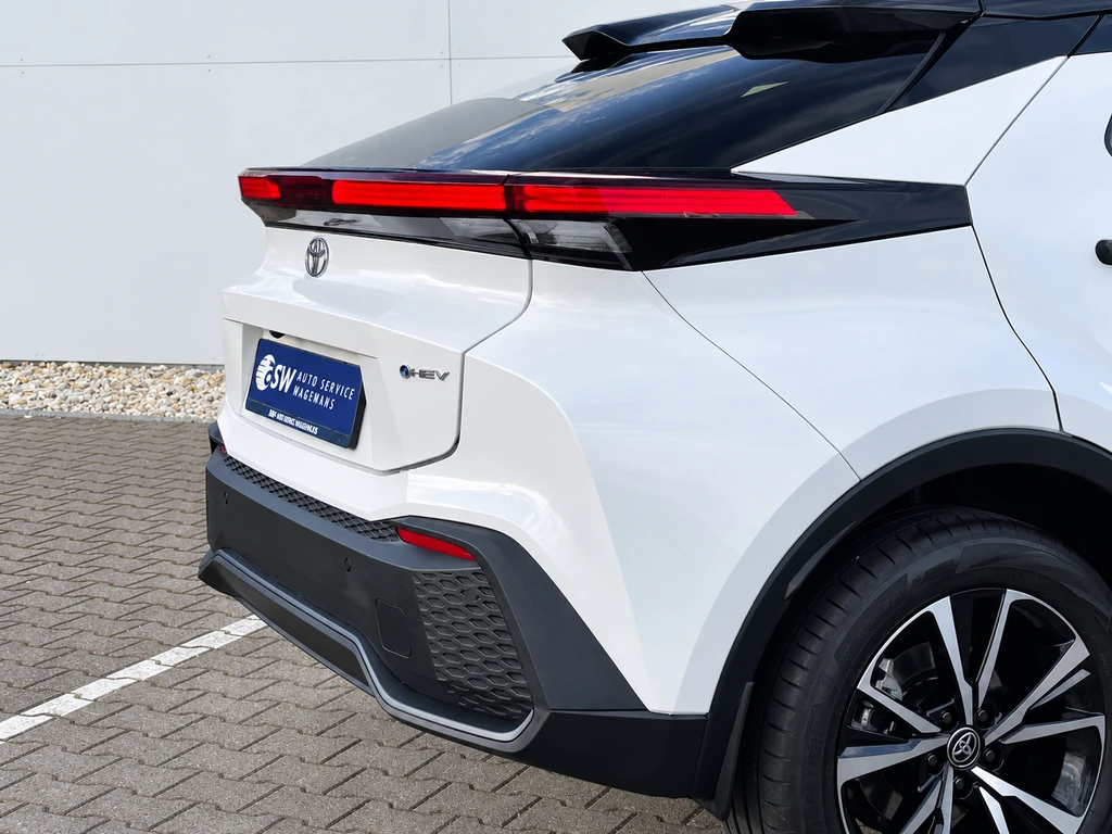 Toyota C-HR – foto 32