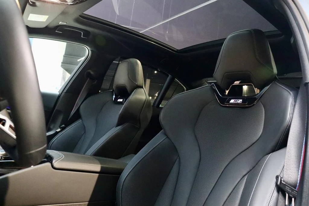 BMW M5 – foto 18