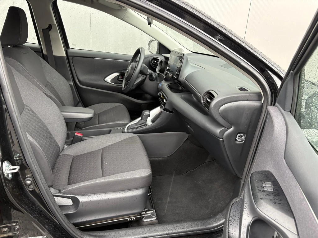 Toyota Yaris – foto 12