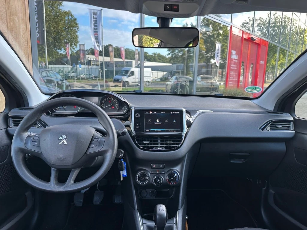 Peugeot 208 – foto 9