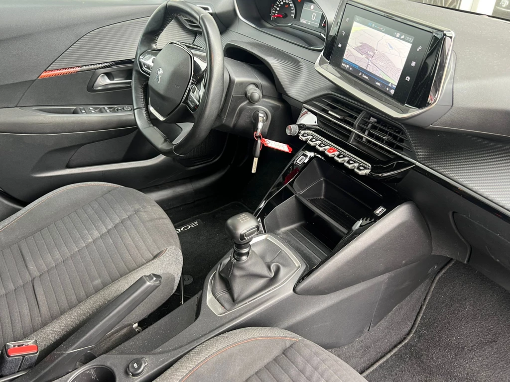 Peugeot 208 – foto 5