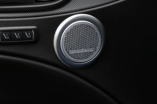 Alfa Romeo Stelvio – thumbnail 27