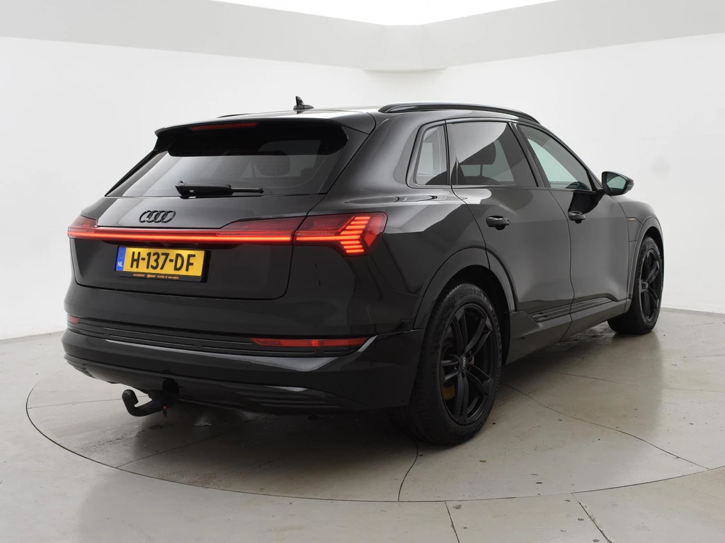 Audi e-tron – foto 4