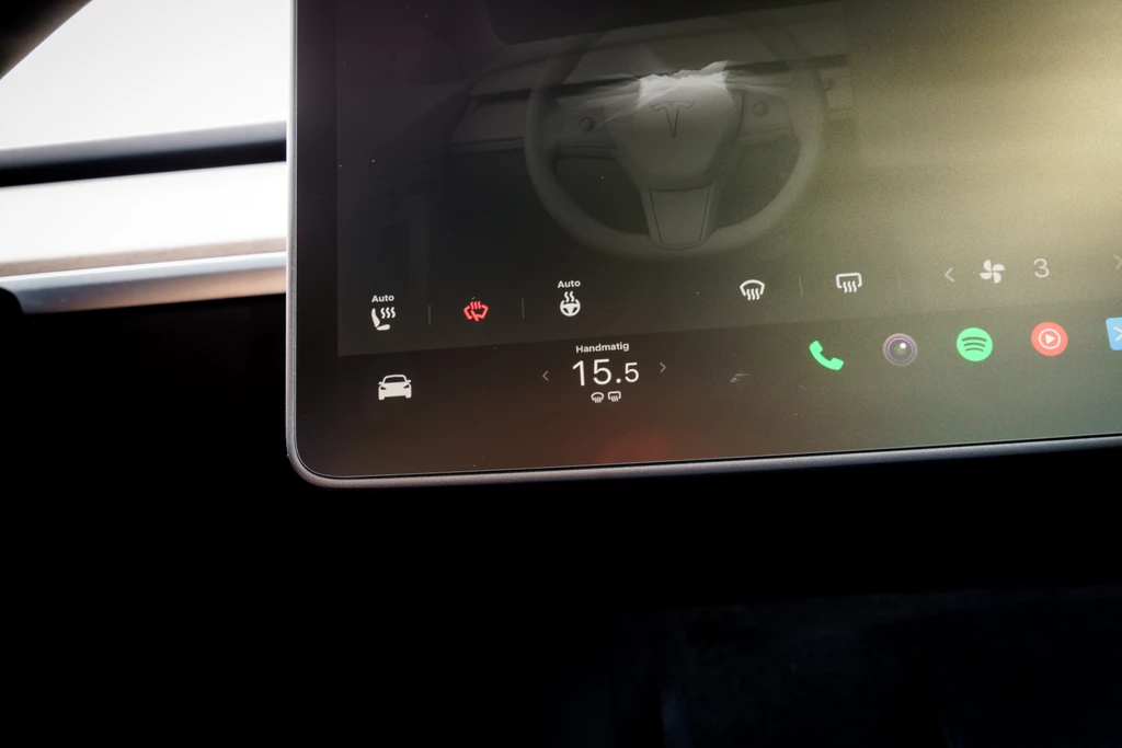 Tesla Model 3 – foto 15