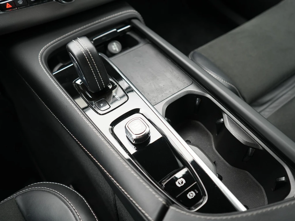 Volvo XC90 – foto 34