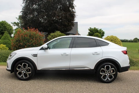 Renault Arkana 1.6E-Tech 143pk Full Hybrid automaat ECC/carplay-android/cruise/camera/PDC/LED/navi