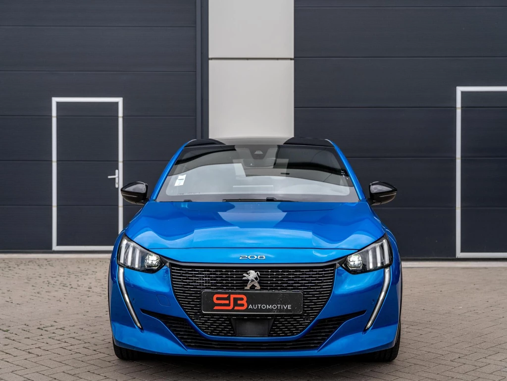 Peugeot 208 – foto 8