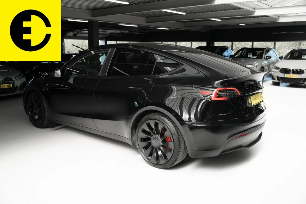 Tesla Model Y – foto 10