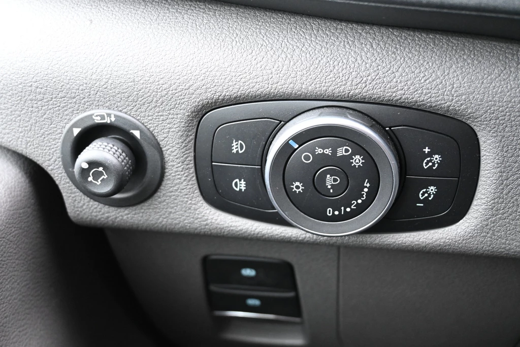 Ford E-Transit – foto 17