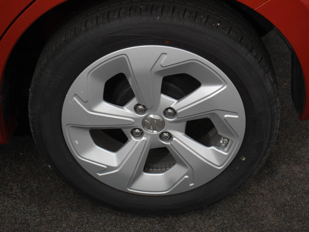 Suzuki Swift – foto 25