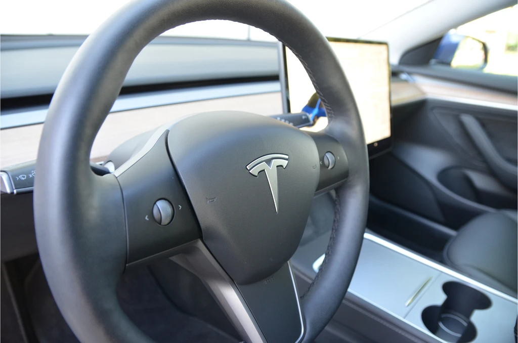Tesla Model 3 – foto 15