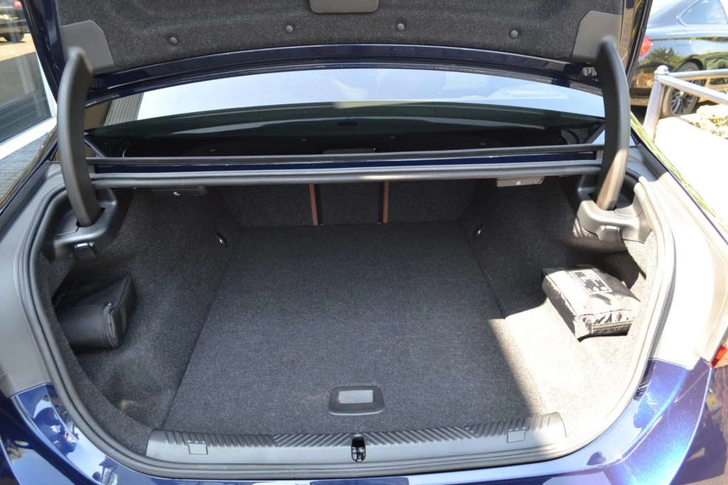 BMW i5 – foto 7
