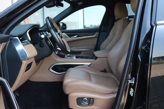 Jaguar F-PACE – thumbnail 18
