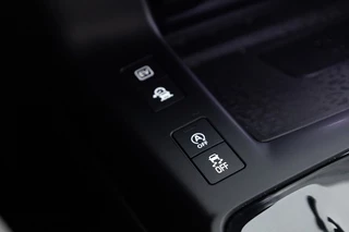 Jaguar E-PACE – thumbnail 41