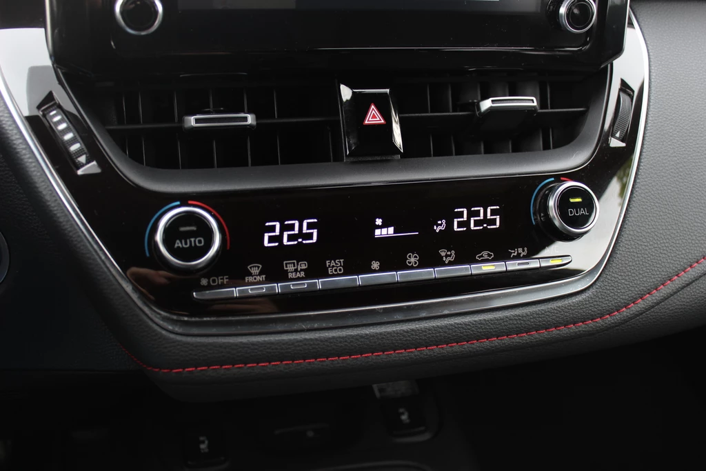 Toyota Corolla – foto 28