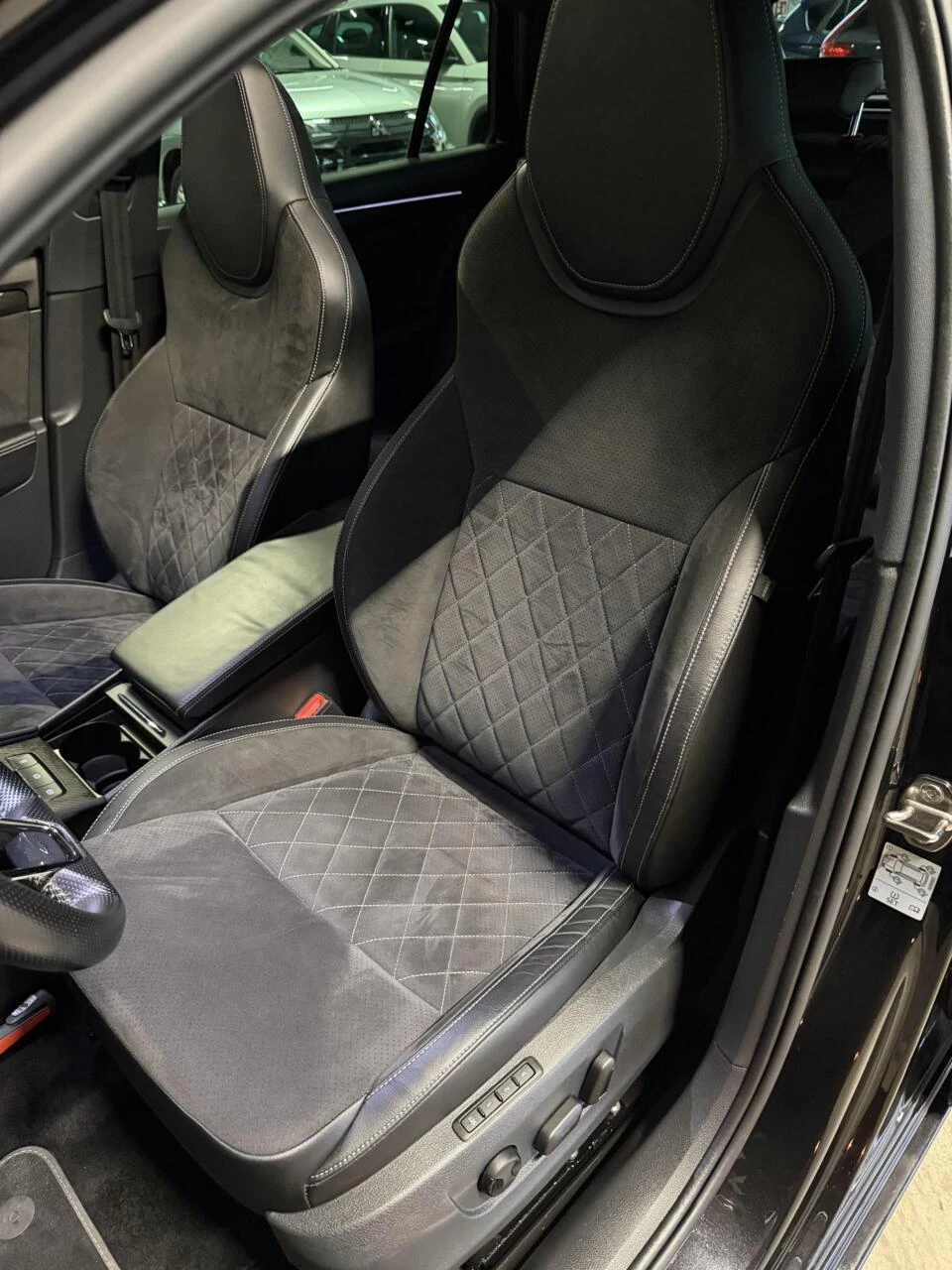 Škoda Superb – foto 31