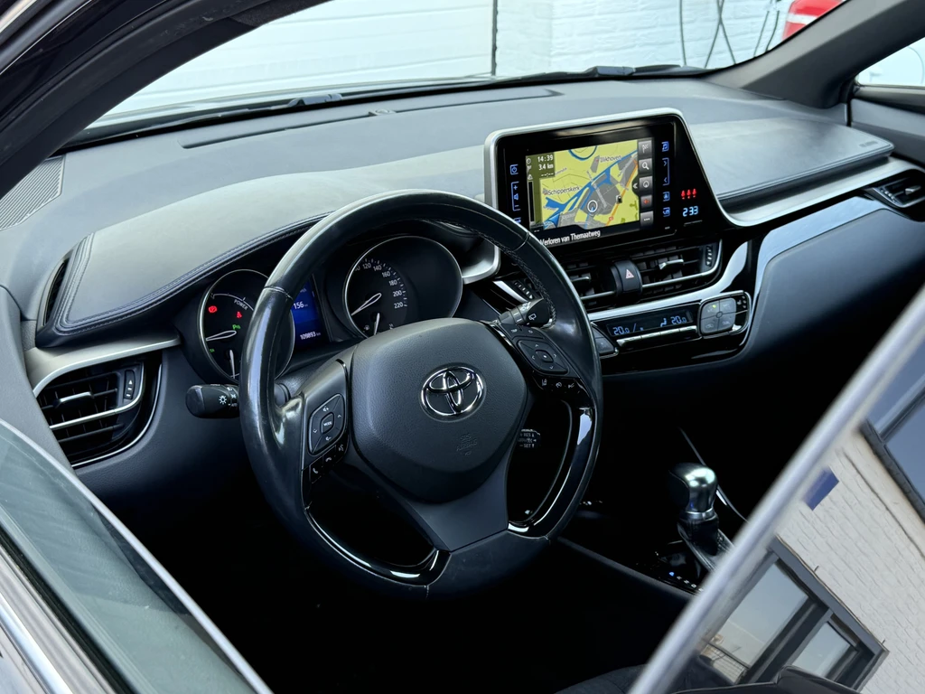 Toyota C-HR – foto 10