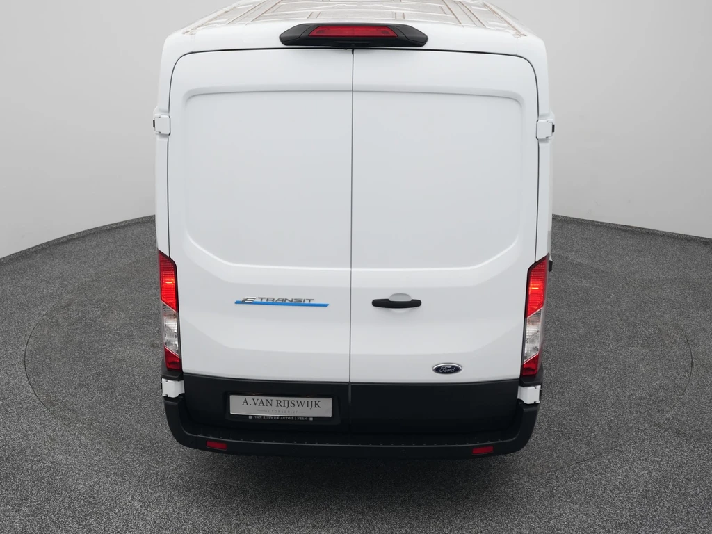 Ford E-Transit – foto 11