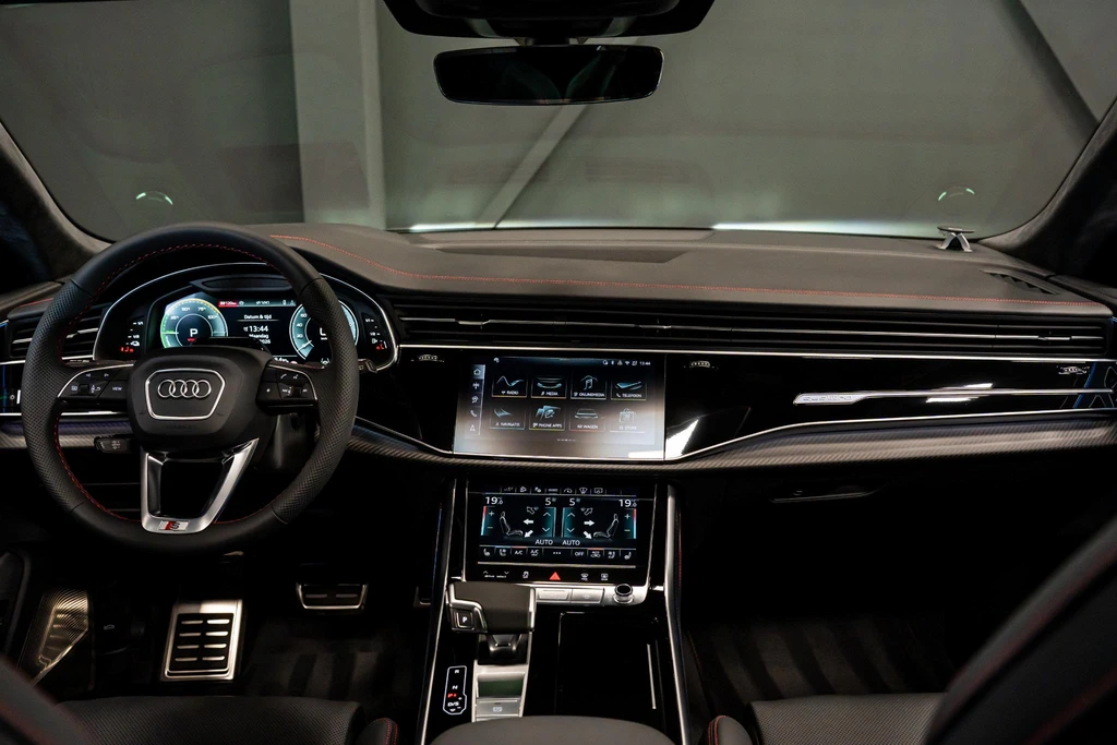 Audi Q8 – foto 54