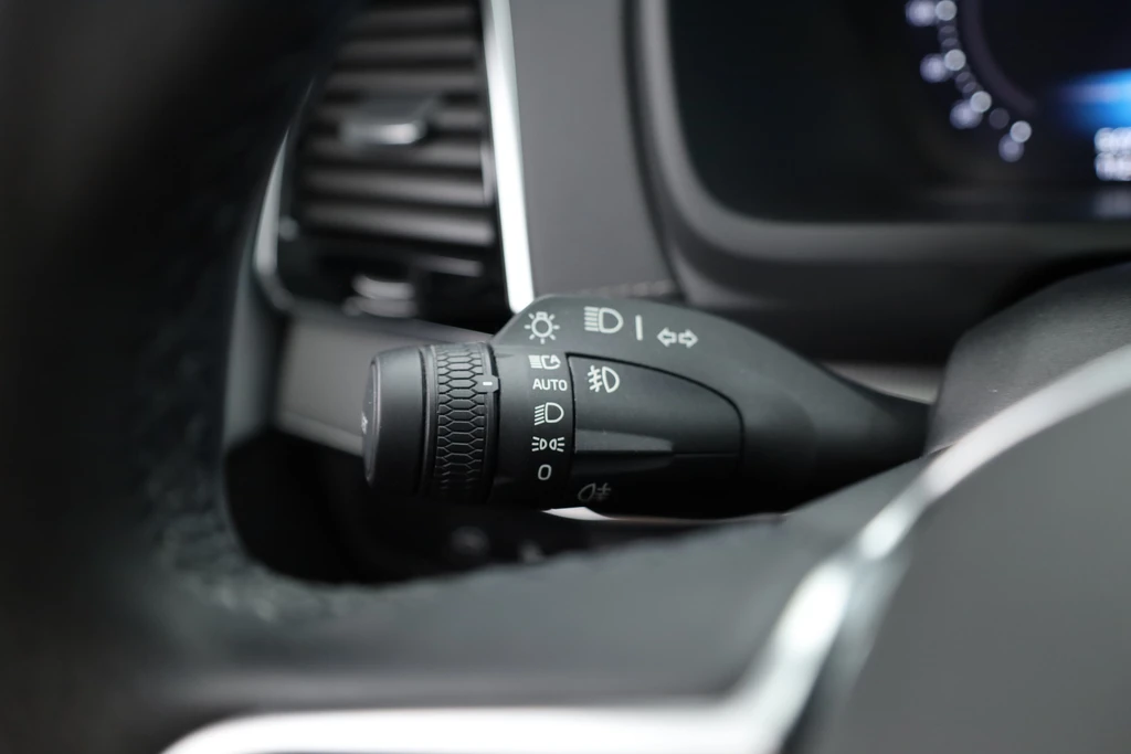 Volvo XC90 – foto 20