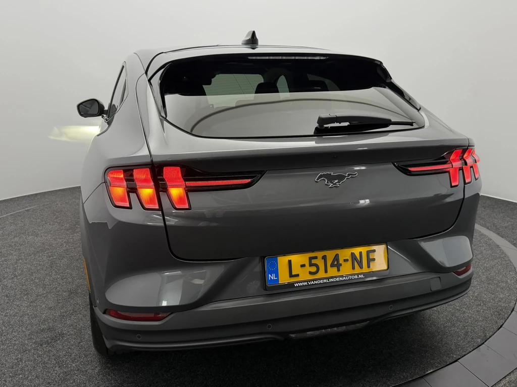 Ford Mustang Mach-E – foto 4