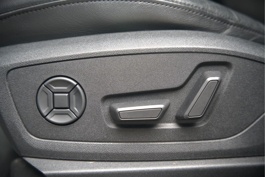 Audi e-tron – foto 30